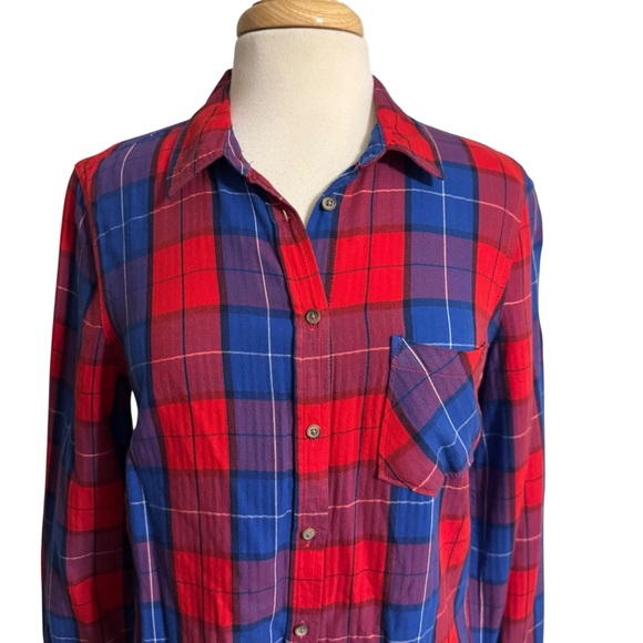 Merona Red and Blue Plaid Women's Flannel Button Down Shirt size Medium - Picture 2 of 4